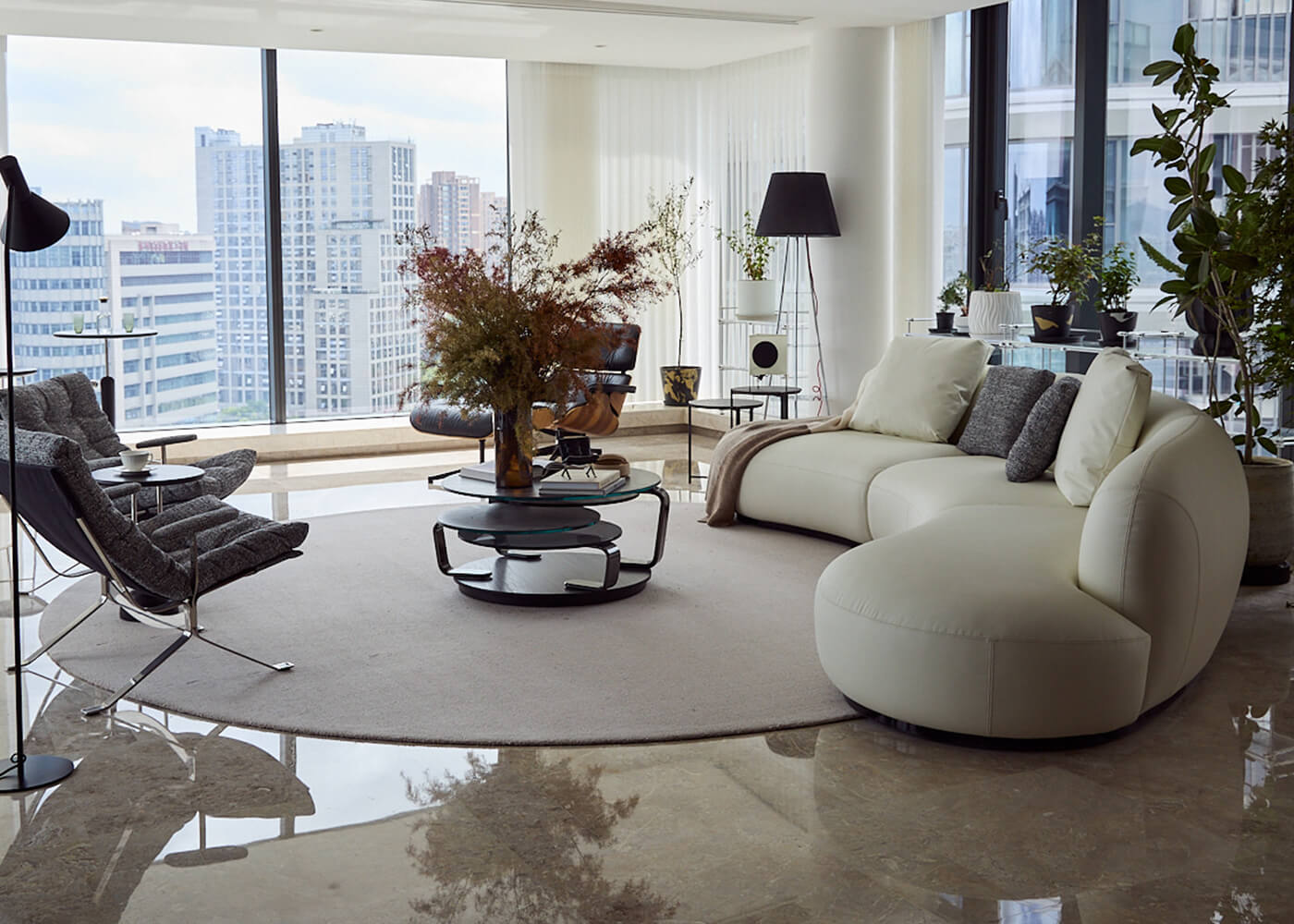 Biophilic design favors flowing, similar to curved sofa